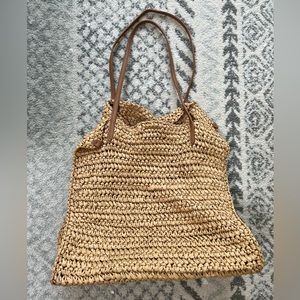 Straw tote